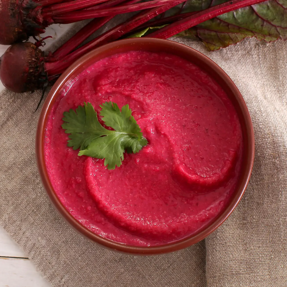 Kecskesajtos céklakrém dióval